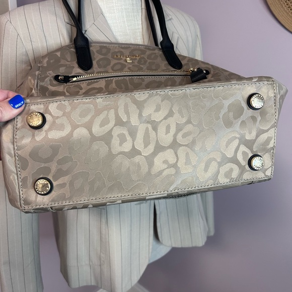 Michael Kors tan and black cheetah print handbag with lots of storage. - Picture 6 of 13